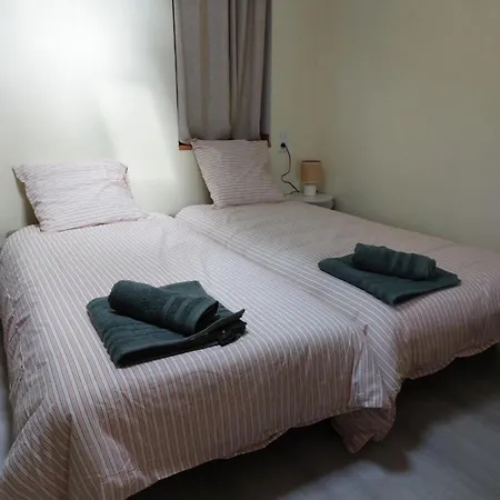 Semesterbostad Cozy 4-5pers 25min Puydufou Velideale Nature